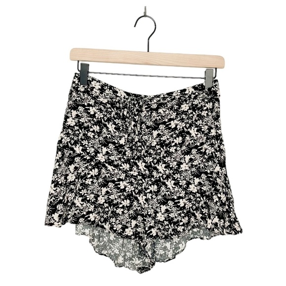 All In Favor Nordstrom Floral Print Flowy Wide Leg Casual Boho Shorts Medium M - Picture 1 of 10